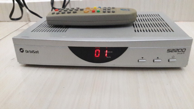 Receptor antena parabólica