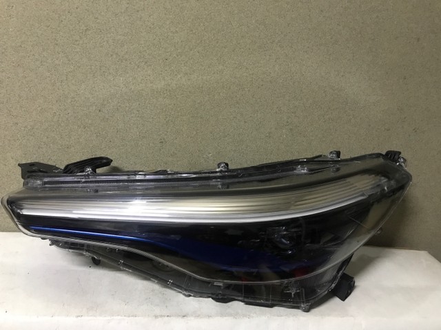 Farol Toyota Corolla Cross friso azul 