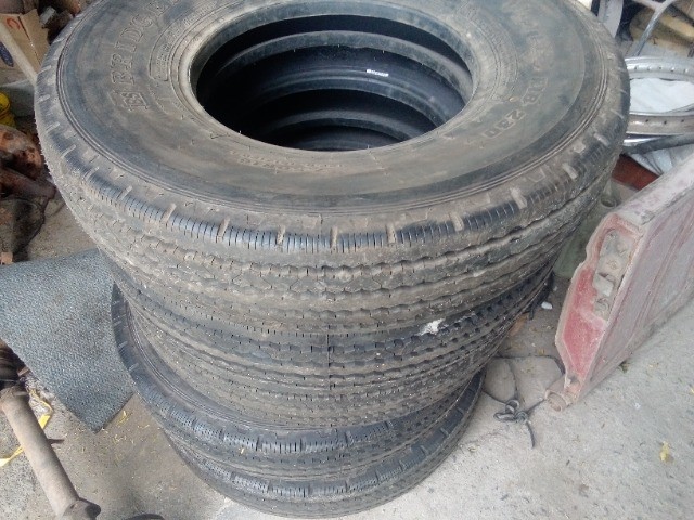 Pneu 750R16 radial HR 608 F4000 ETC. - Foto 4