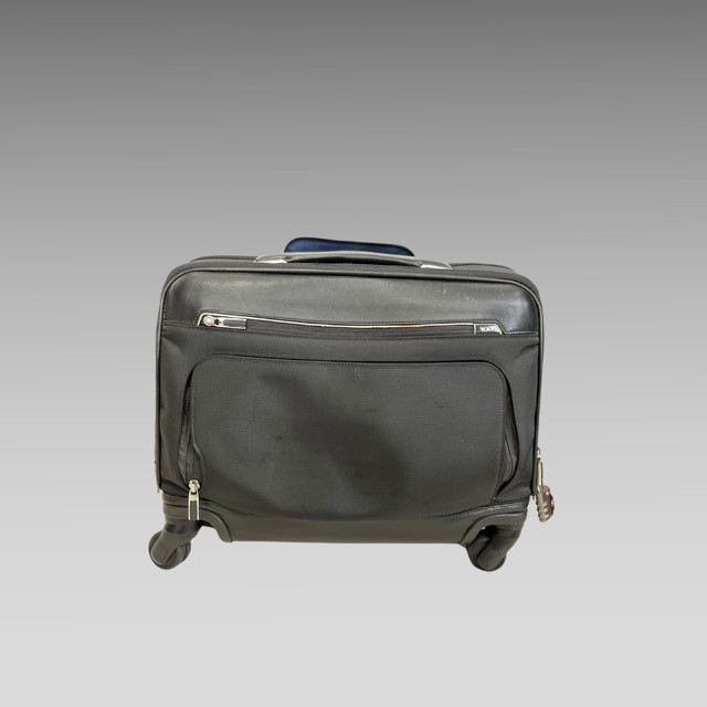Pasta Tumi com rodas Deluxe 4 Wheeled Laptop Case Brief Preta