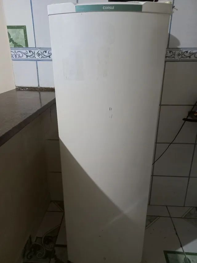 Vendo geladeira 