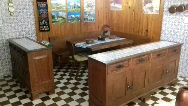 Jogo de Móveis Antigos para Cozinha em Estilo Rústico - Antiguidades -  Centro, Pirassununga 1256862153