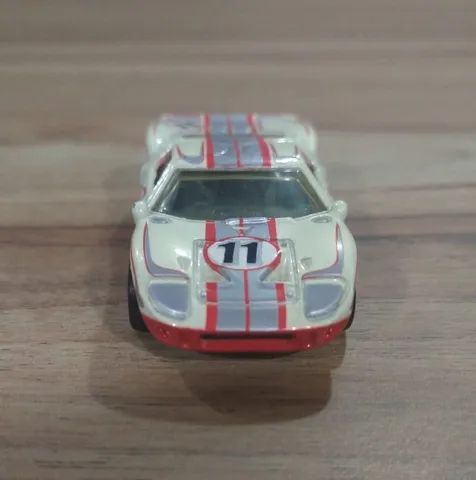 Hot Wheels Ford GT 40 - Ford Garage 2011 (Loose) - Foto 3
