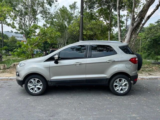 Ford/ Ecosport Titanium Ac/Troca 
