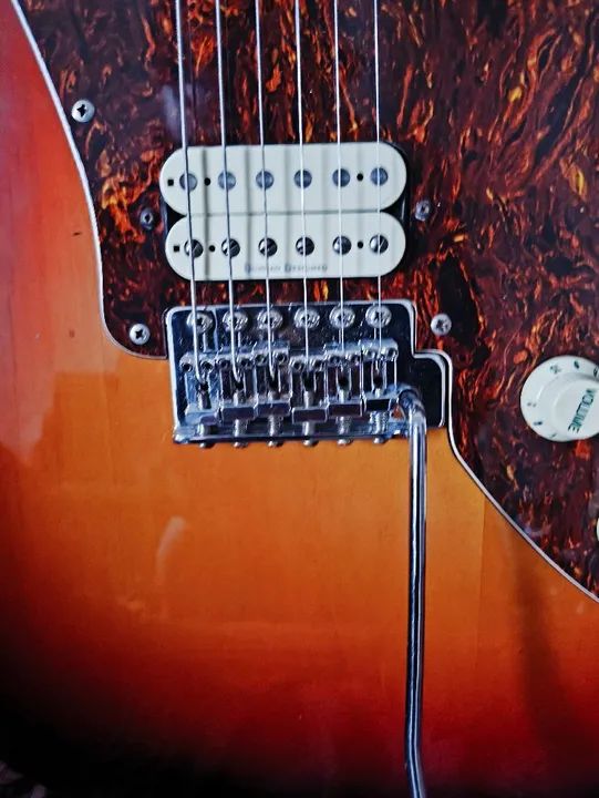 Guitarra Squire fender JAGMASTER impecável! - Foto 2