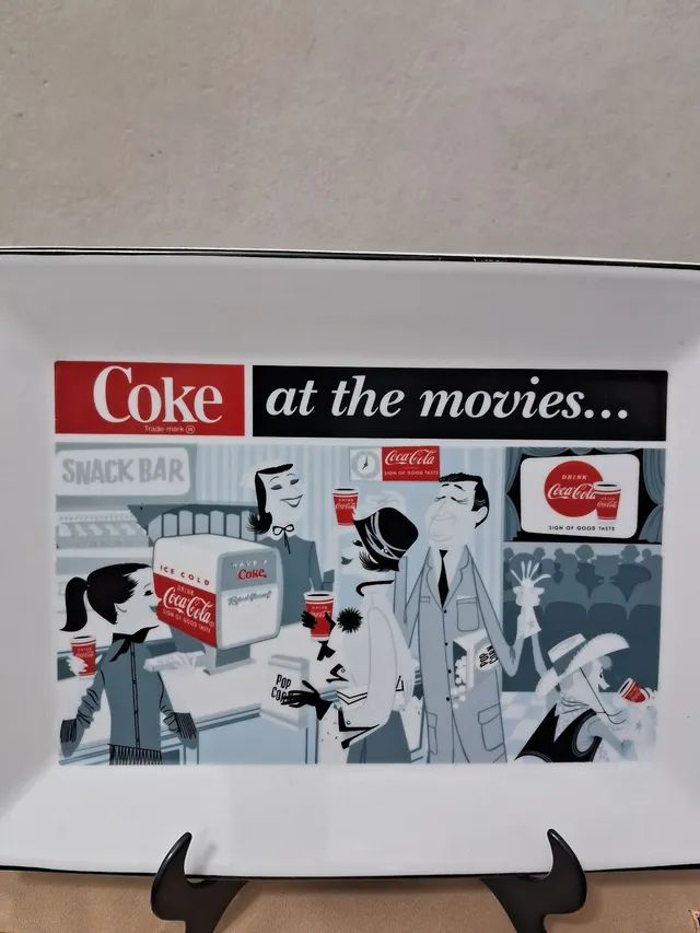 Antiga Bandeja  de Porcelana da Coca Cola  - Foto 3