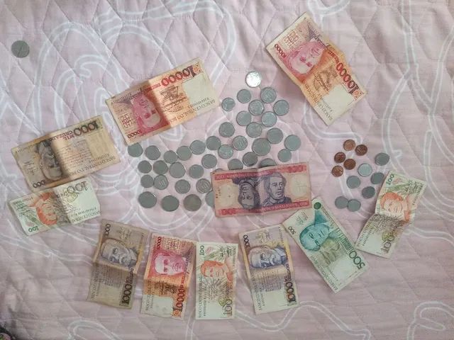 Vendo cédulas moedas antigas - Foto 2
