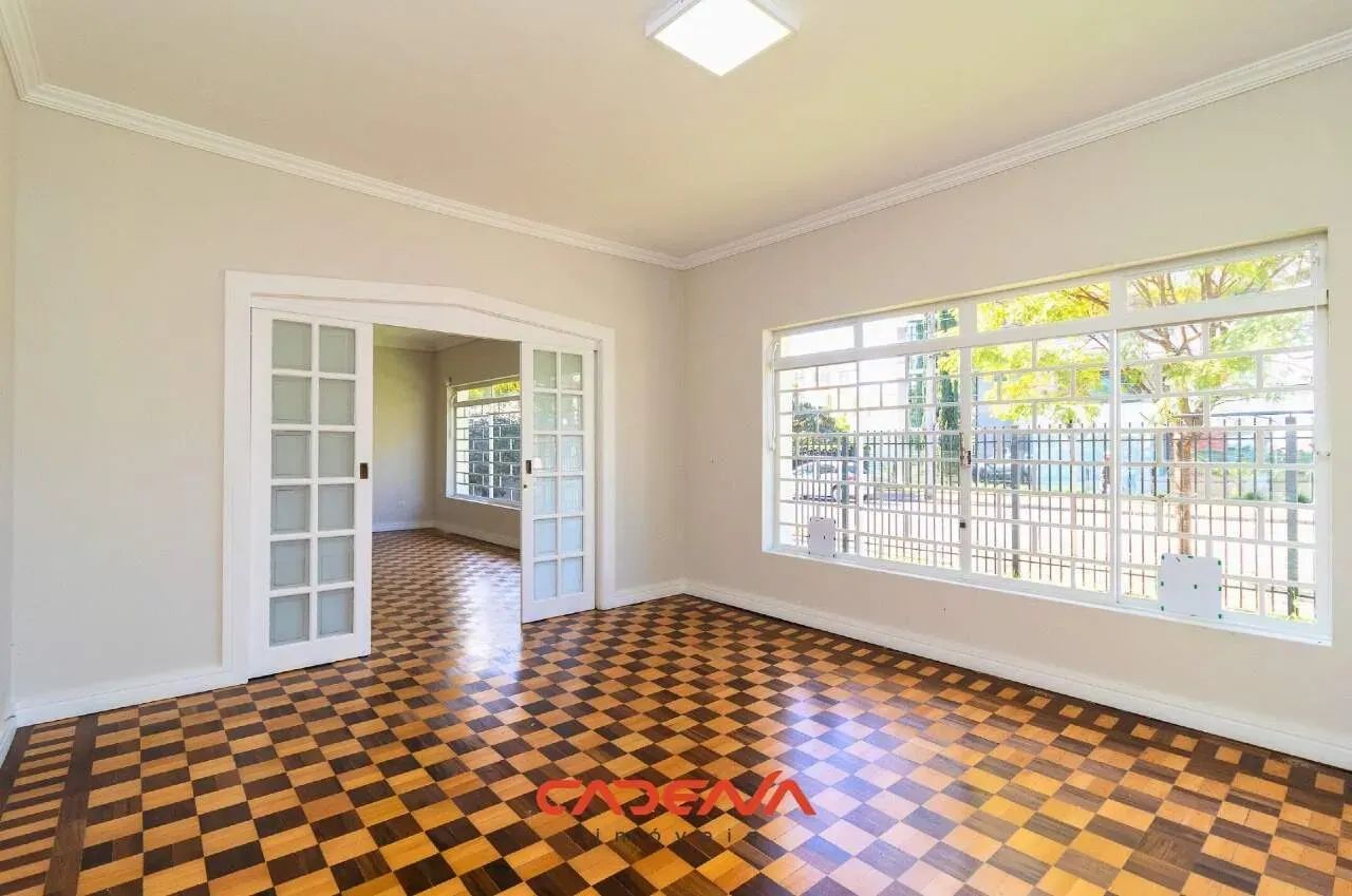 Casa comercial com 7 salas e 3 vagas para aluguel no Alto da Glória - Foto 5
