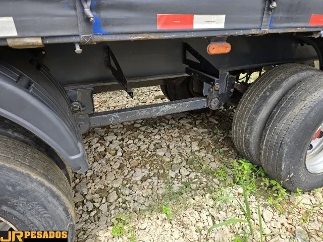 carreta baú sider vanderléia 3 eixos facchini 14.92mx2.80m ano 2010 sem pneus - Foto 8