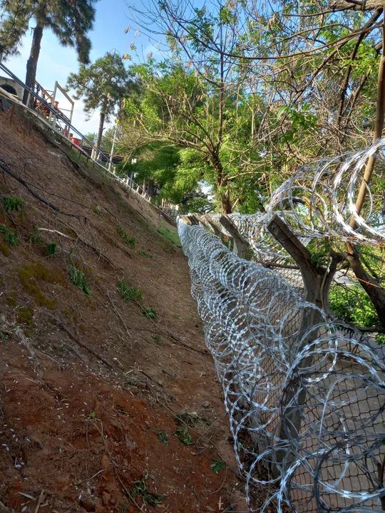 Cerca concertina instalada.  - Foto 3