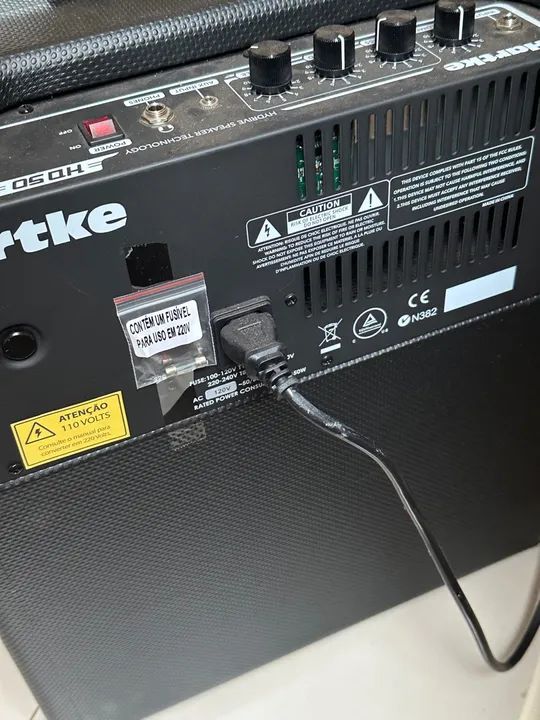 Amplificador para contrabaixo Hartke HD50 NOVÍSSIMO - Foto 4