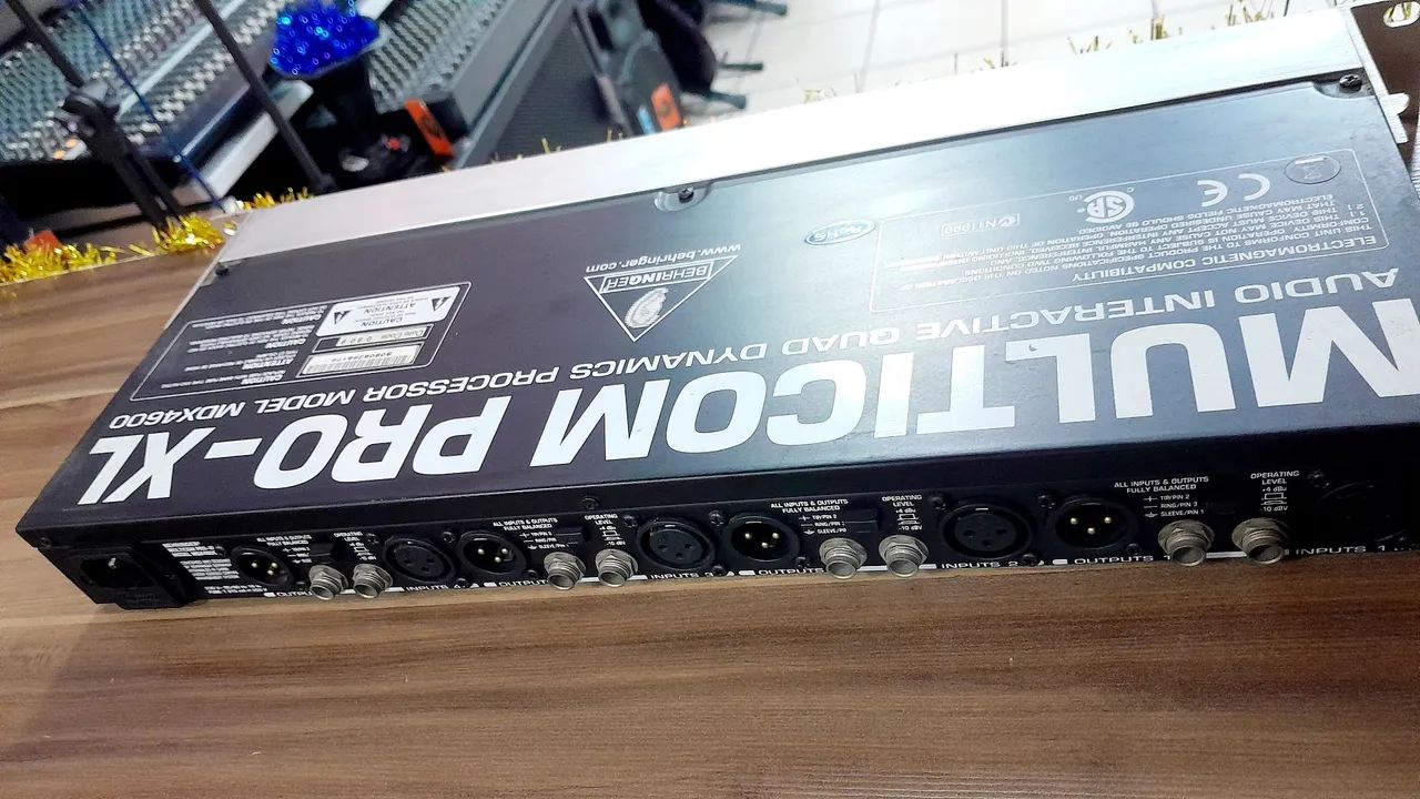 Processador Behringer Multicom Pro-XL MDX4600 compresor - Foto 4