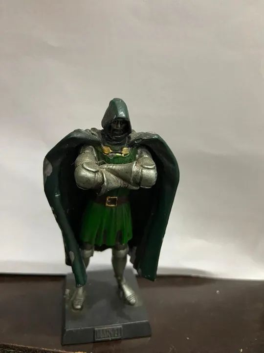 Panini Coleção de Miniaturas Marvel - Foto 4