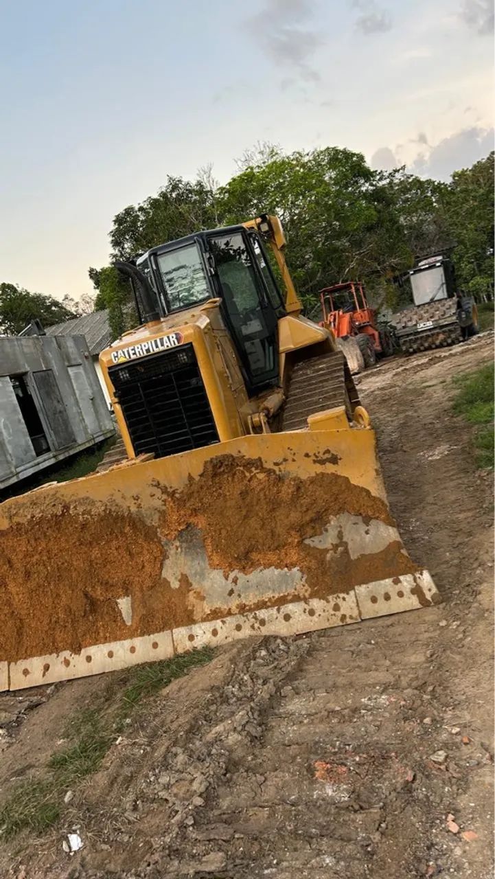 Trator de Esteira Caterpillar D6n - Foto 2