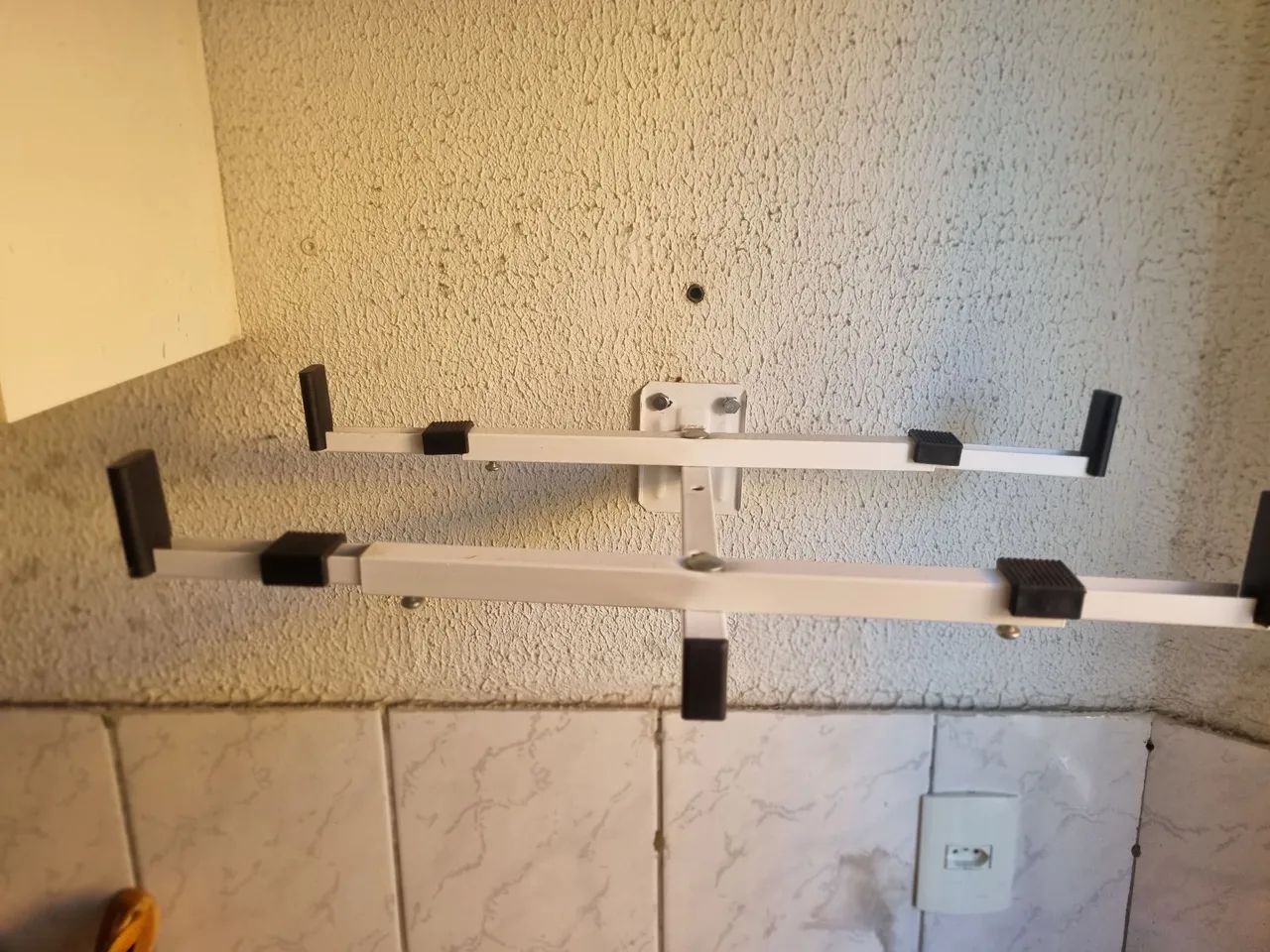 Suporte para microondas de parede - Foto 2