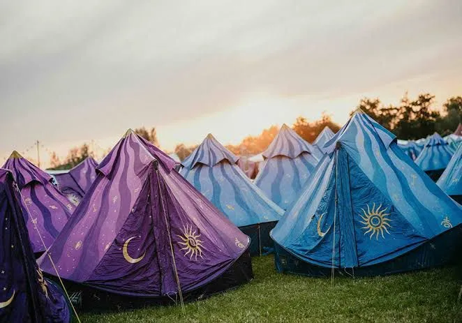 Barracas de Acampamento tomorrowland 2024