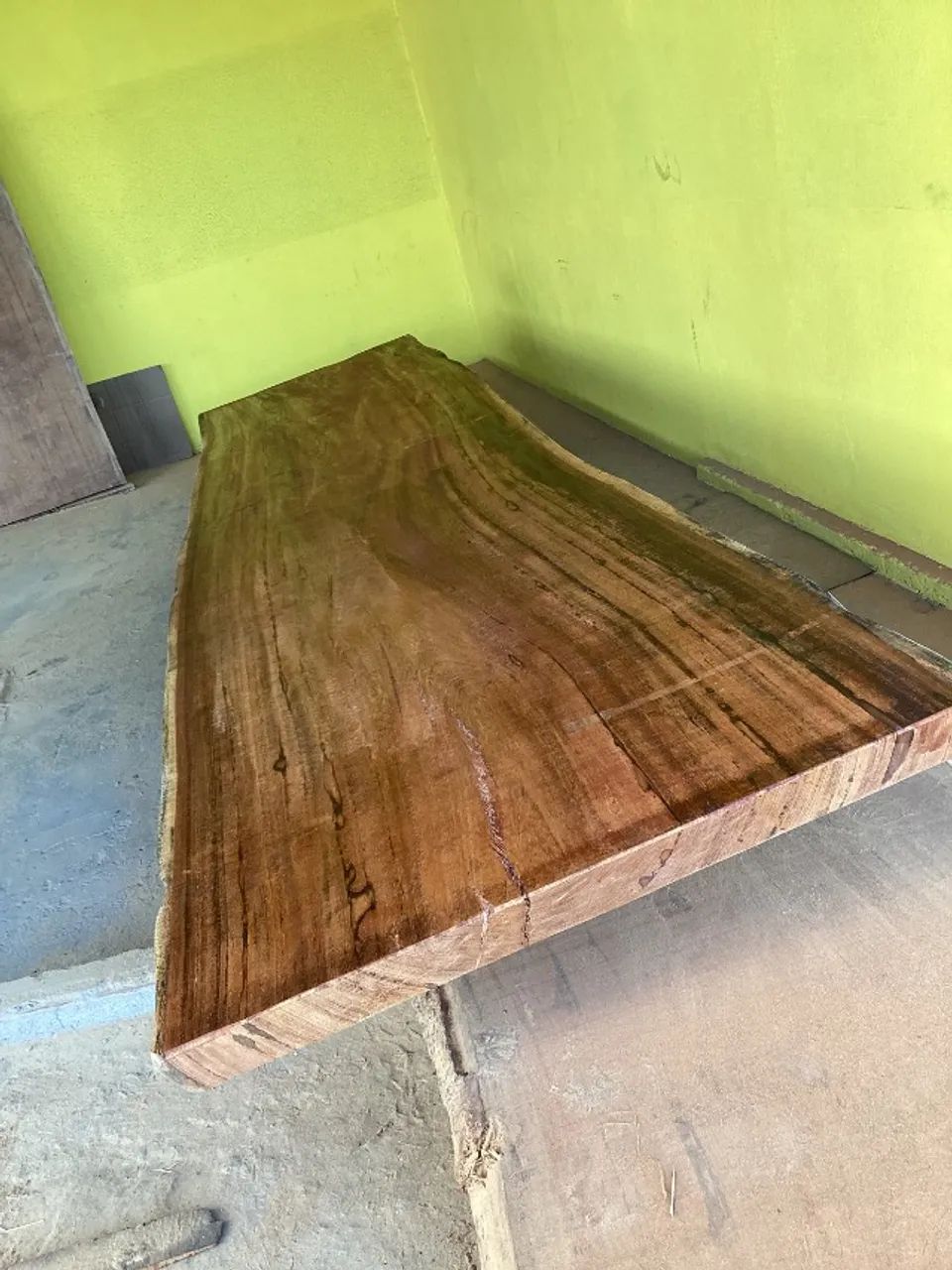 Tampo de mesa rústica