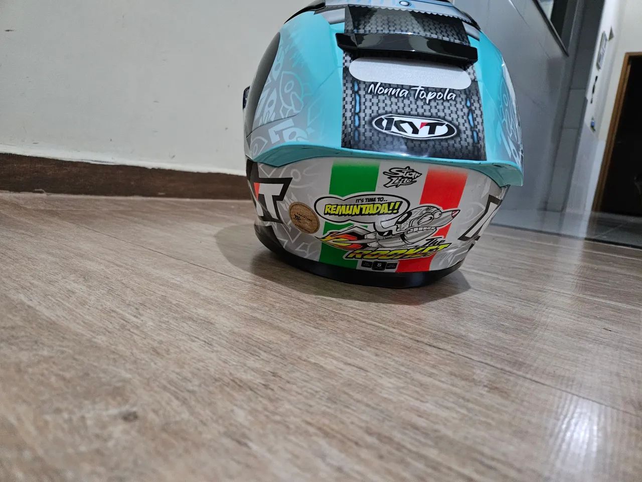 Capacete KYT R2R Max Foggia Misano tamanho 56 - Foto 4