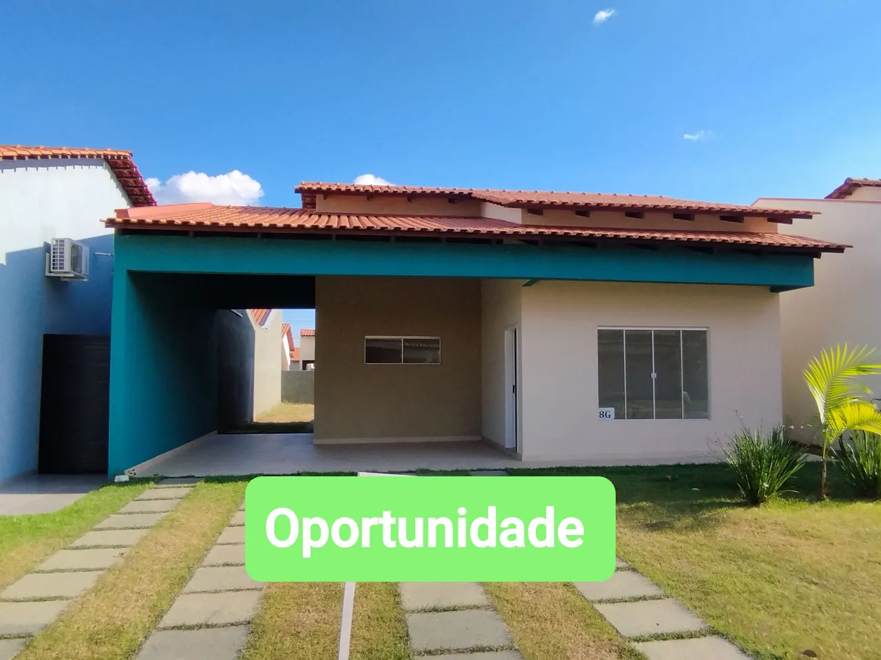 Aluga-se uma bela residência no Condomínio San Matheus