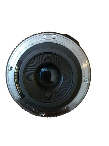 Lente EF - S 24 2.8 STM - Foto 3