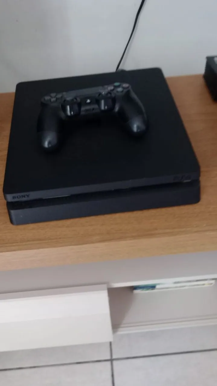 Playstation 4 Slim