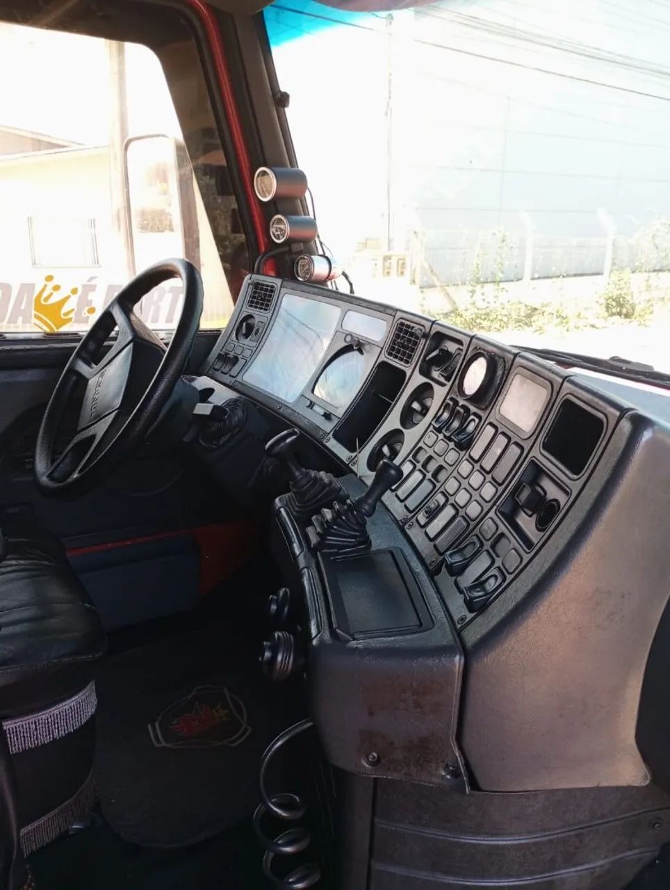 Scania 113 top line 97 caixa 6 marcha trucado com ar condicionado  - Foto 7