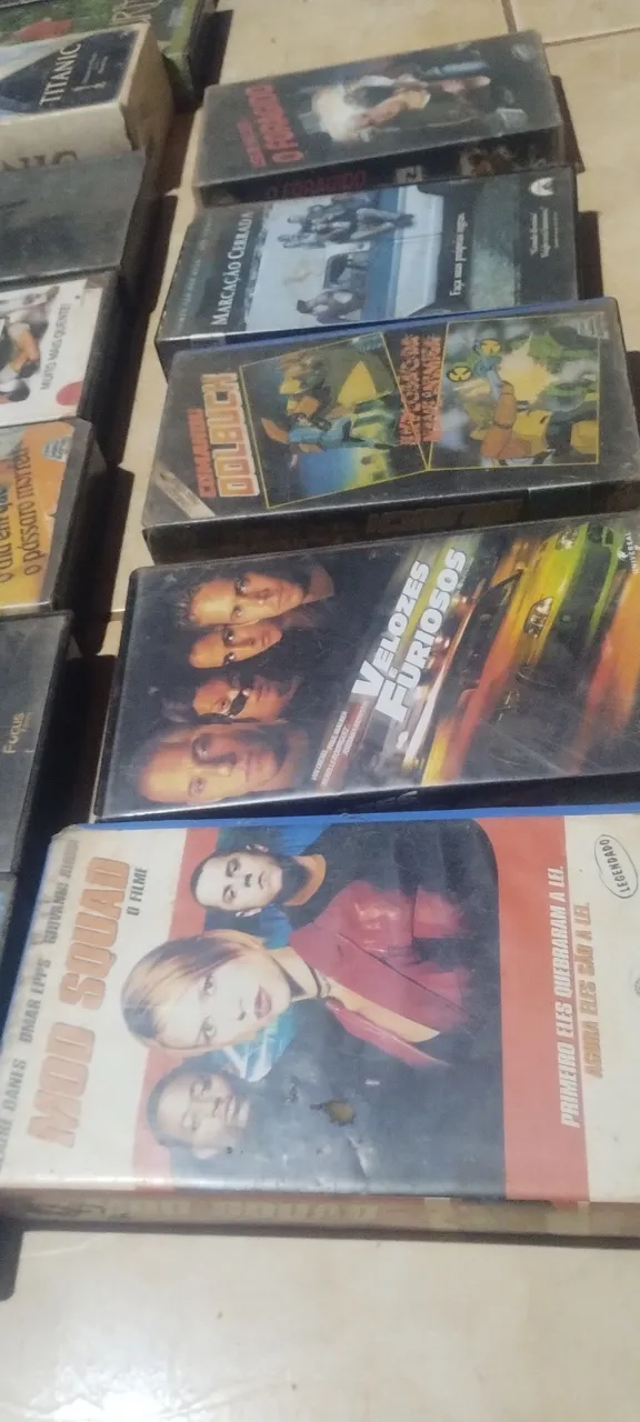 Coleção de Filmes em VHS - Diversos Títulos