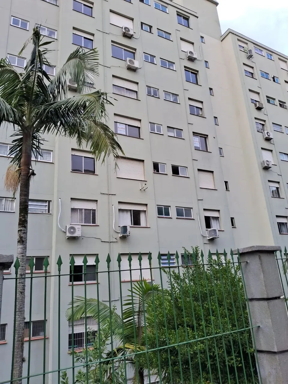 Apartamento para aluguel possui 43 m² quadrados com 1 quarto em Jardim Sabará - Porto Aleg