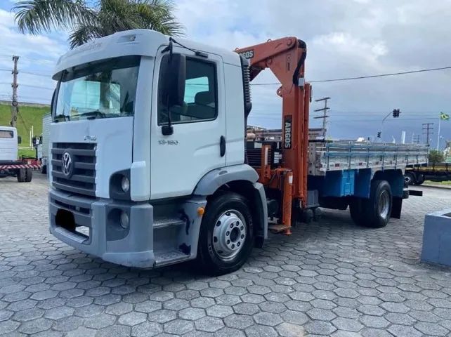 Vw Constellation 13-180 2012 