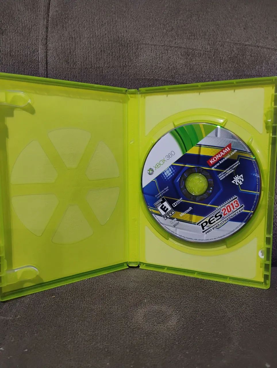 PES 2013 - Pro Evolution Soccer - Xbox 360 - Foto 2