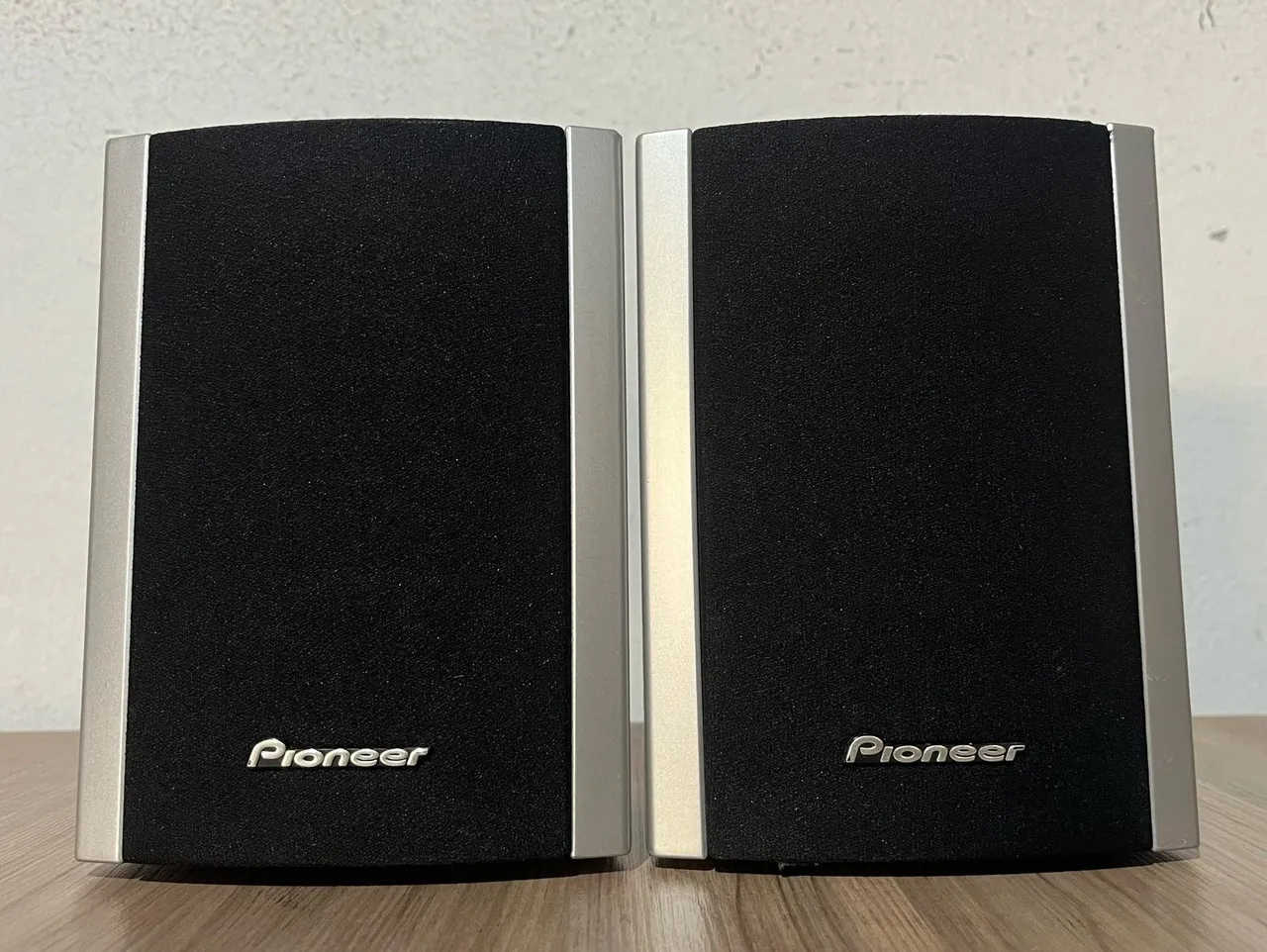 2 Caixas Surrounds Pioneer Sfcrw240bs 100 RMS Cada *Sony - Leia Descrição