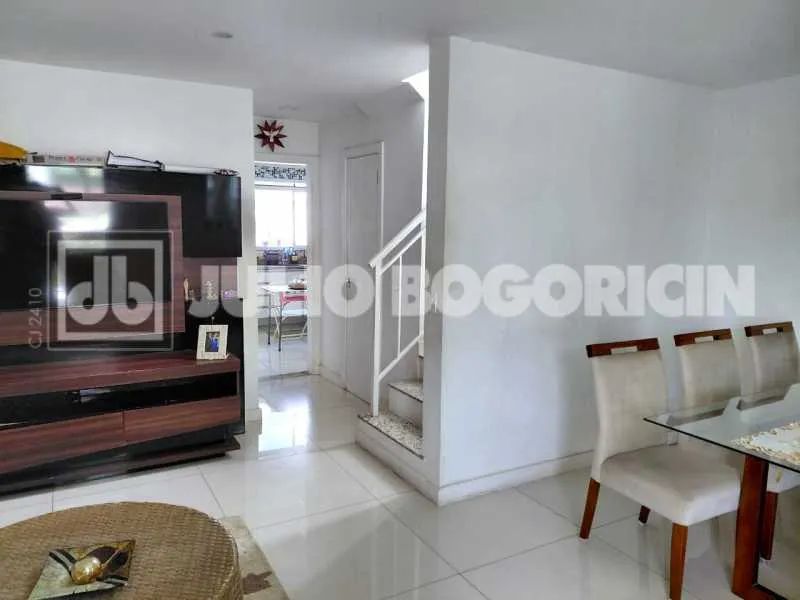 Freguesia casa em Condominio Duplex 5 quartos 1 suíte. Infra total.Segurança 24hs!Localiza - Foto 5
