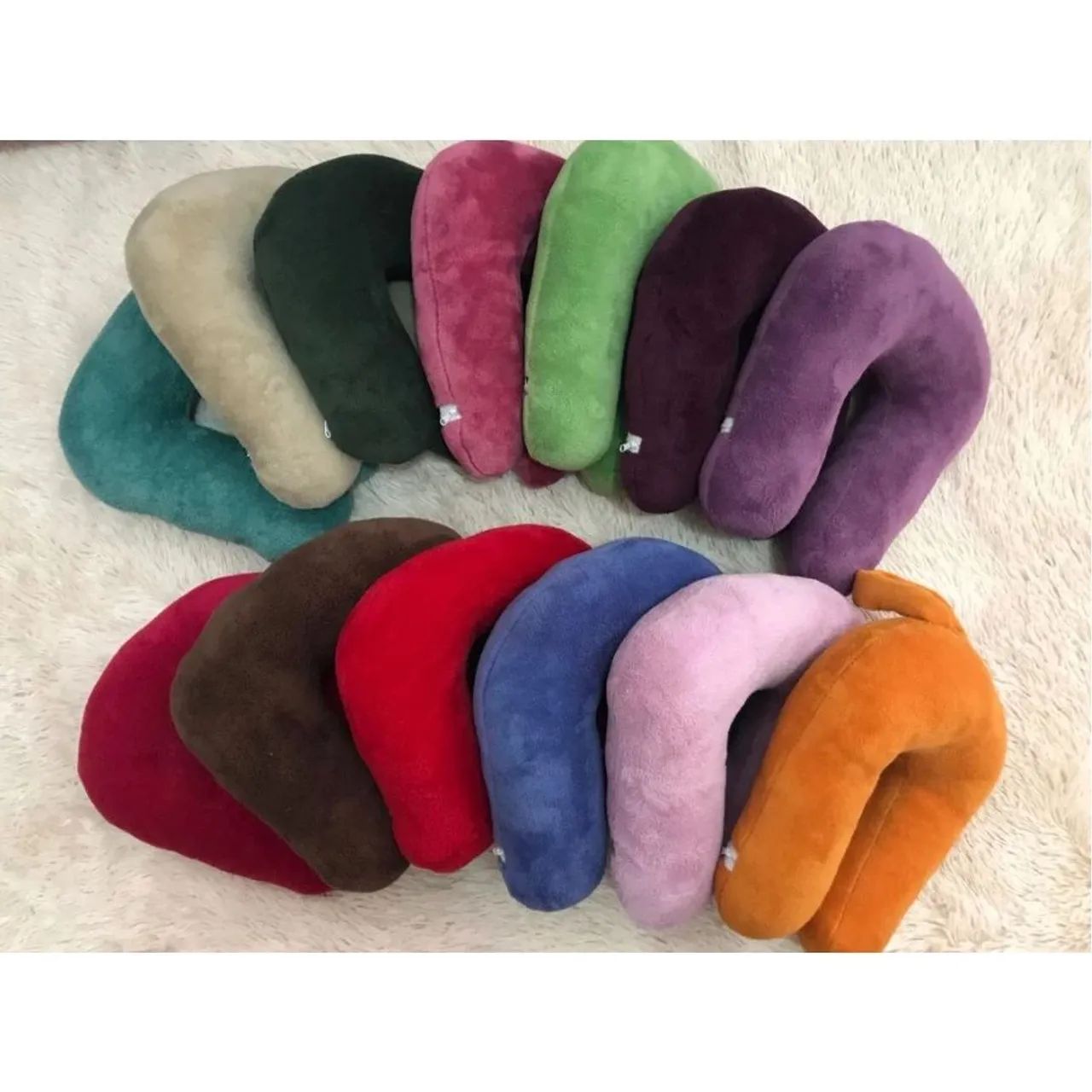 Almofadas de Pescoço Coloridas - Conforto e Estilo! - Foto 3