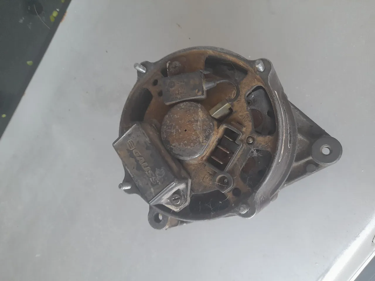 Alternador motor ap