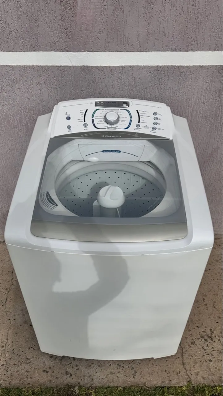 VENDO MÁQUINA DE LAVAR ELECTROLUX 15KG