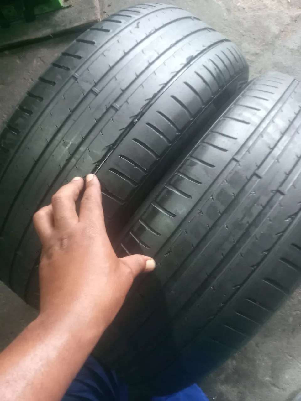Pneus 215/60/17 pirelli Scorpions