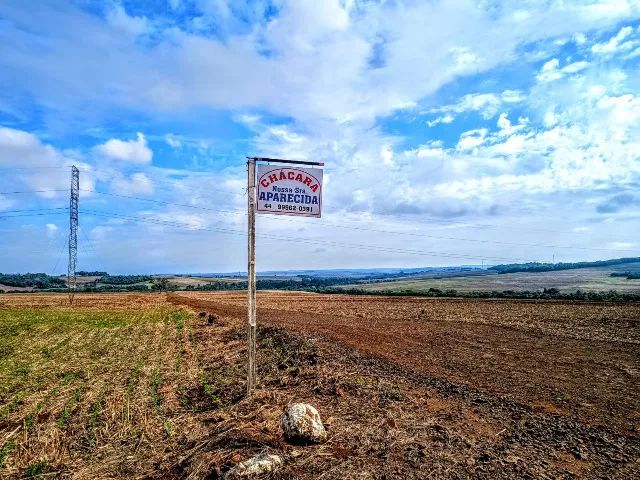 vende-se chácara com escritura de 800m2 