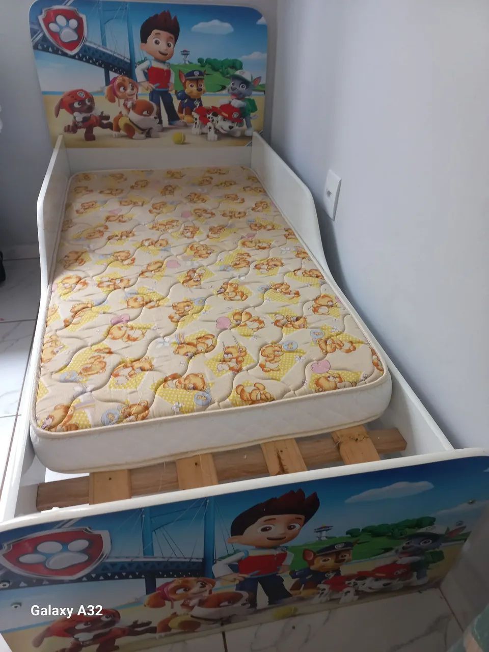 Mini cama com colchão infantil  - Foto 5