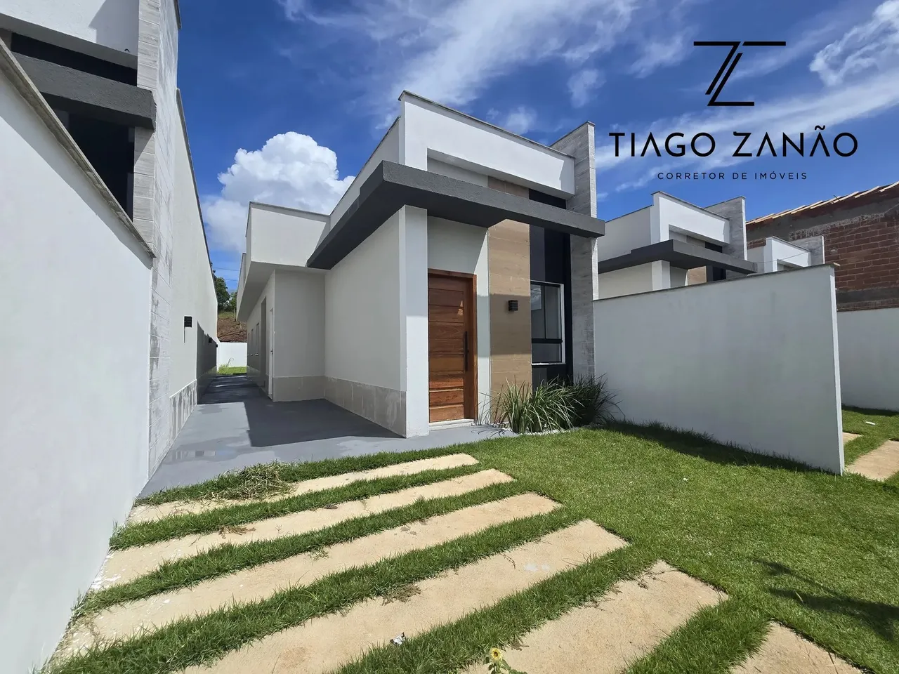 Casa individual de 3 quartos com suíte em Jacaraipe na Serra