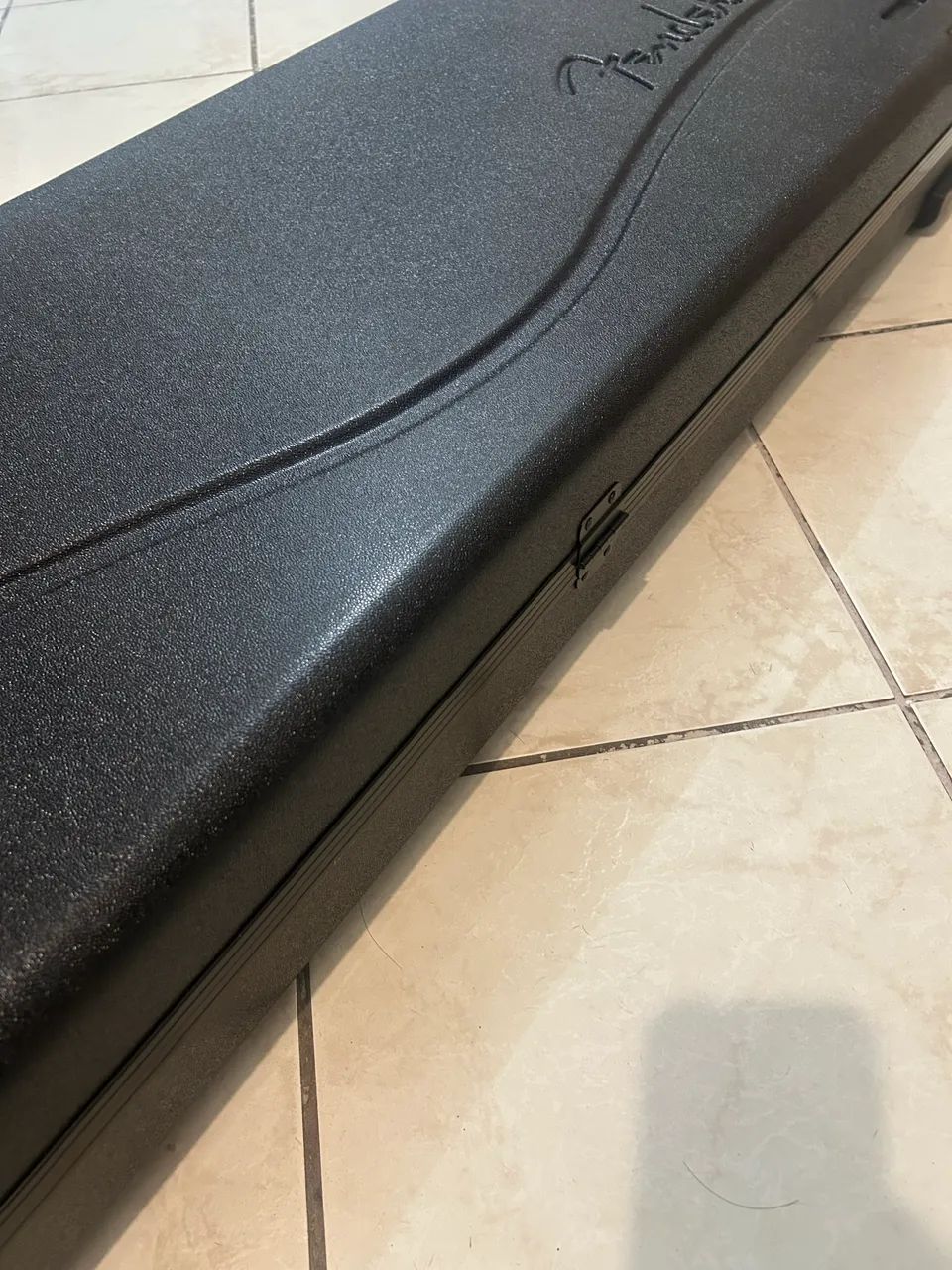 Só venda - Case Fender Deluxe usado para contrabaixo  - Foto 2