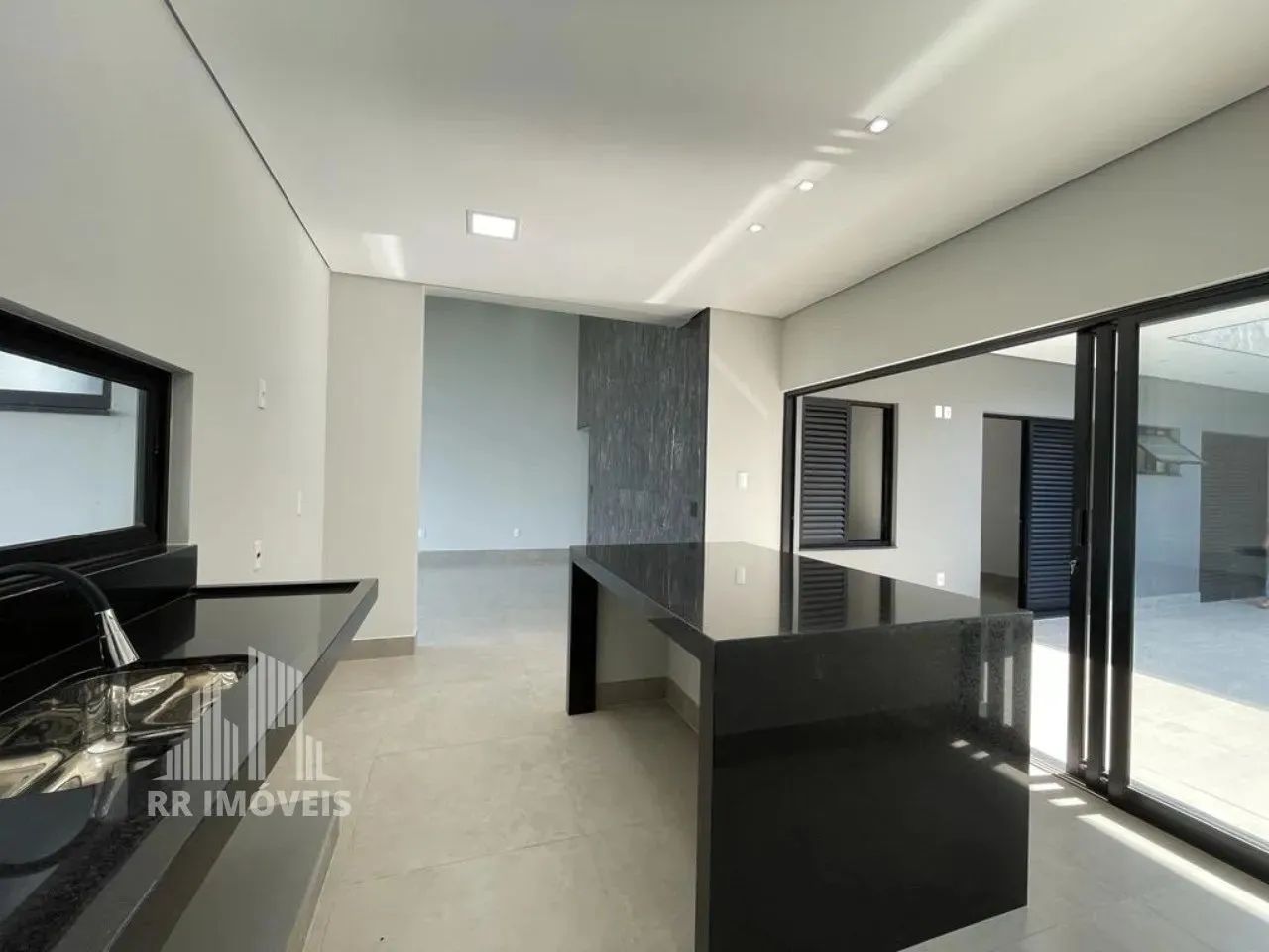 RR0133D CASA A VENDA 211m² JARDIM RECANTO DAS ÁGUAS - OPORTUNIDADE - 3 Dorms 2 Vagas - Nov - Foto 5