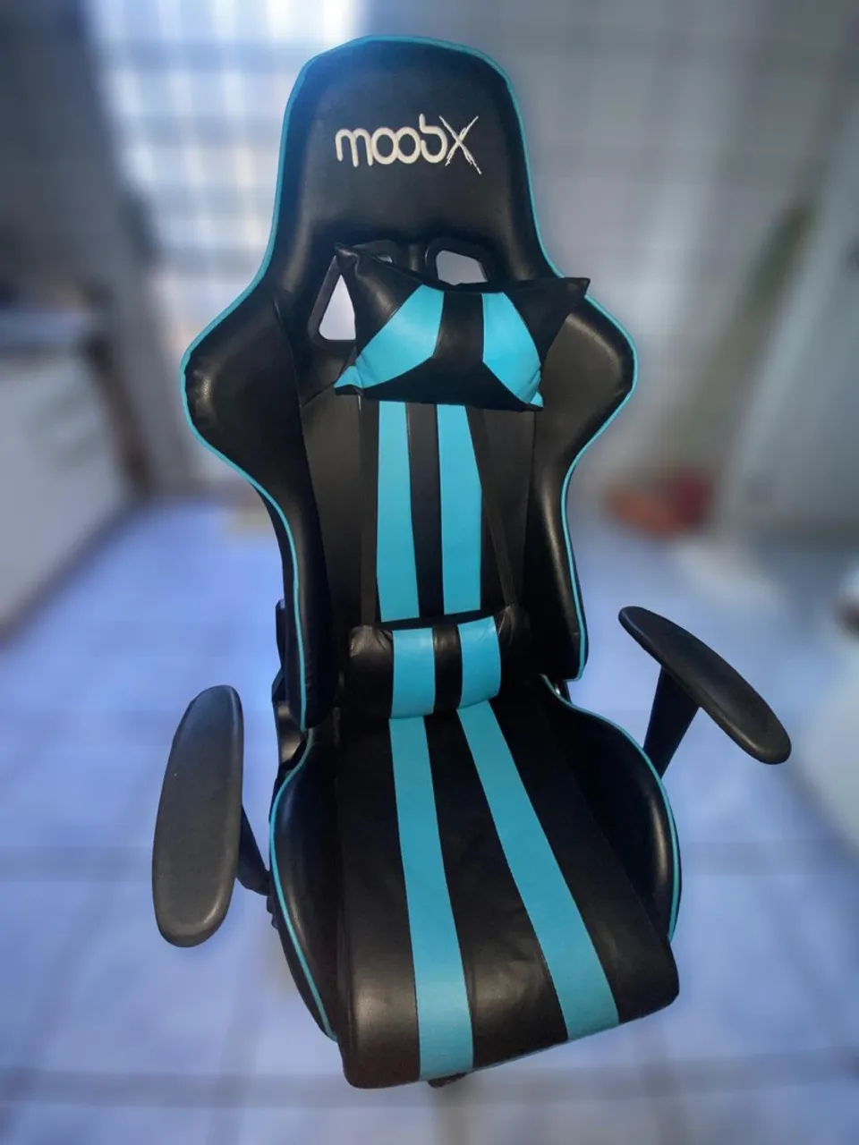 Cadeira Gamer MoobX - Reclinável Nitro Com Almofadas para Lombar e Pescoço Preto/Azu