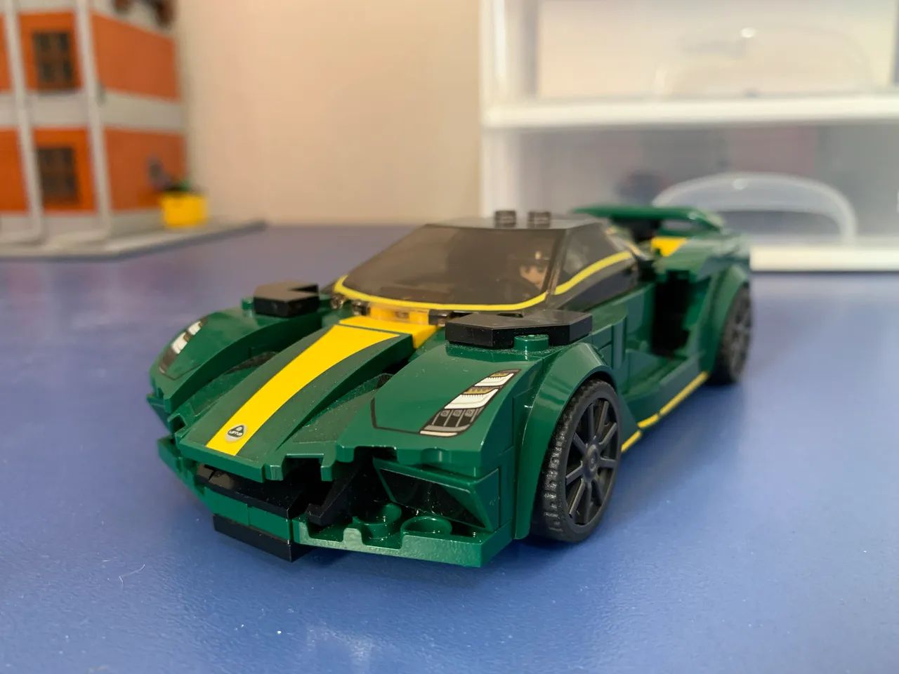 VENDO CARRO ORIGINAL - MODELO ESTILOSO E COMPLETO!