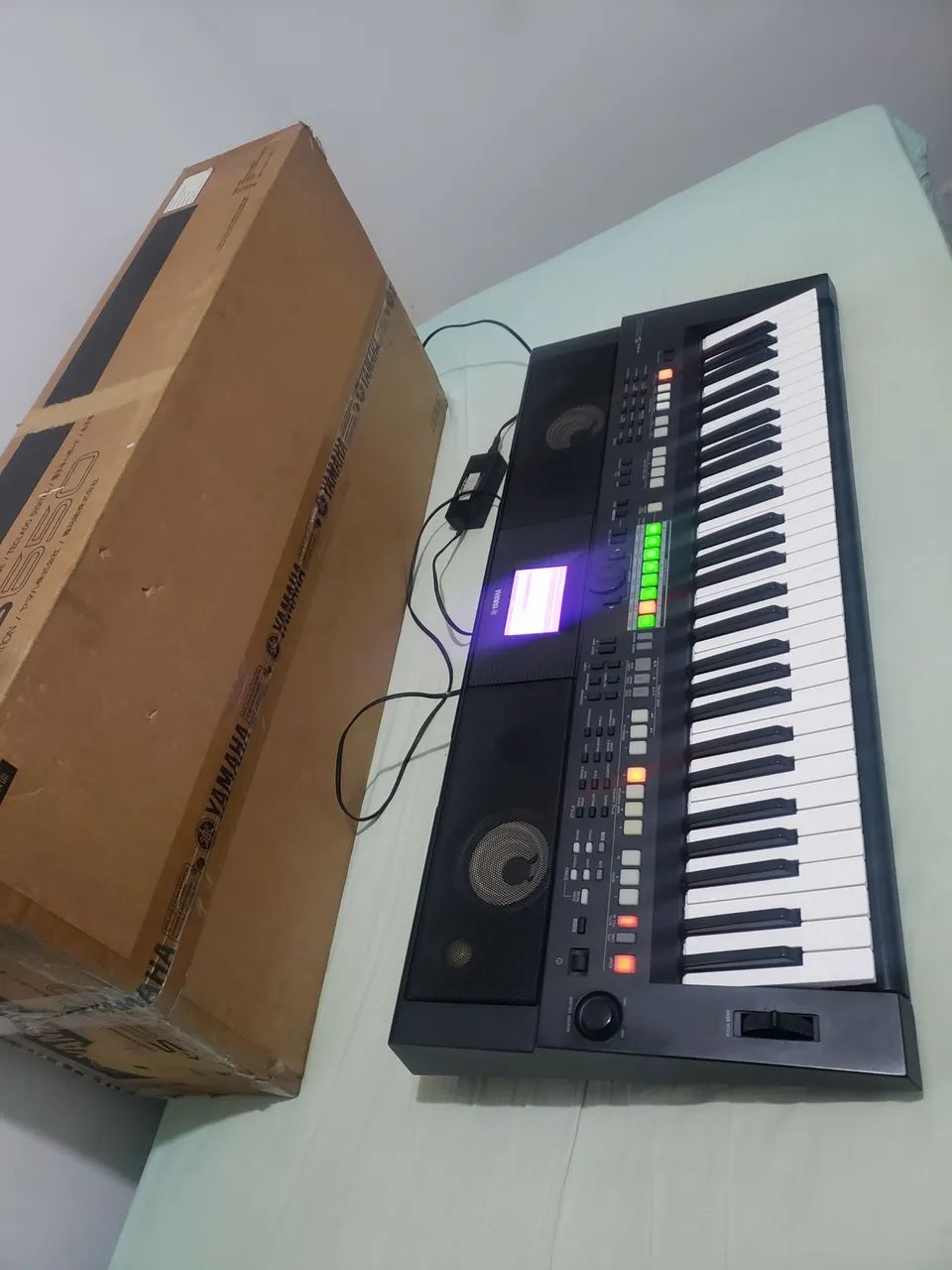 Teclado Yamaha PSR-S650 - Foto 5