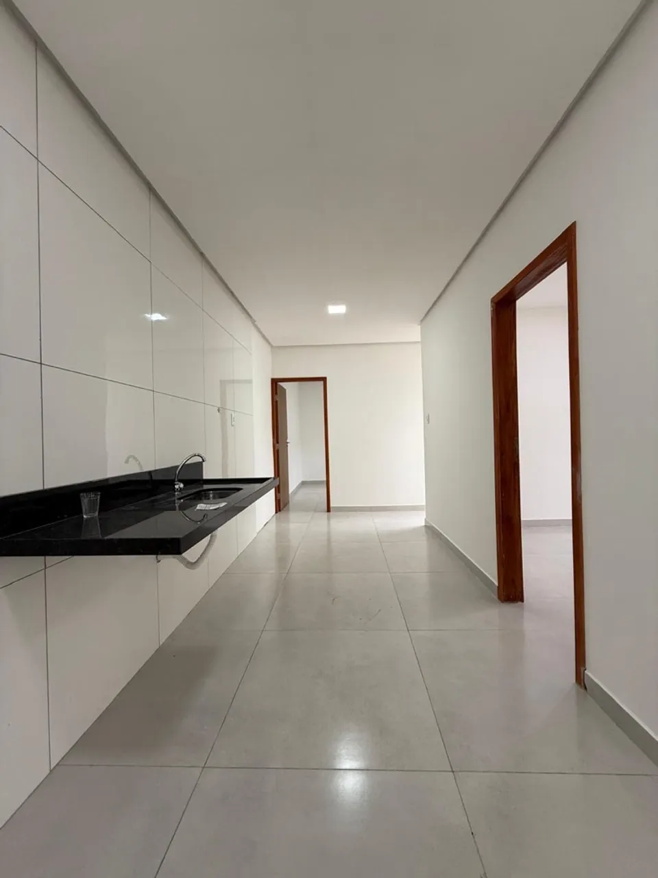 Casa 2 quartos e uma suíte VILA SERRANA III