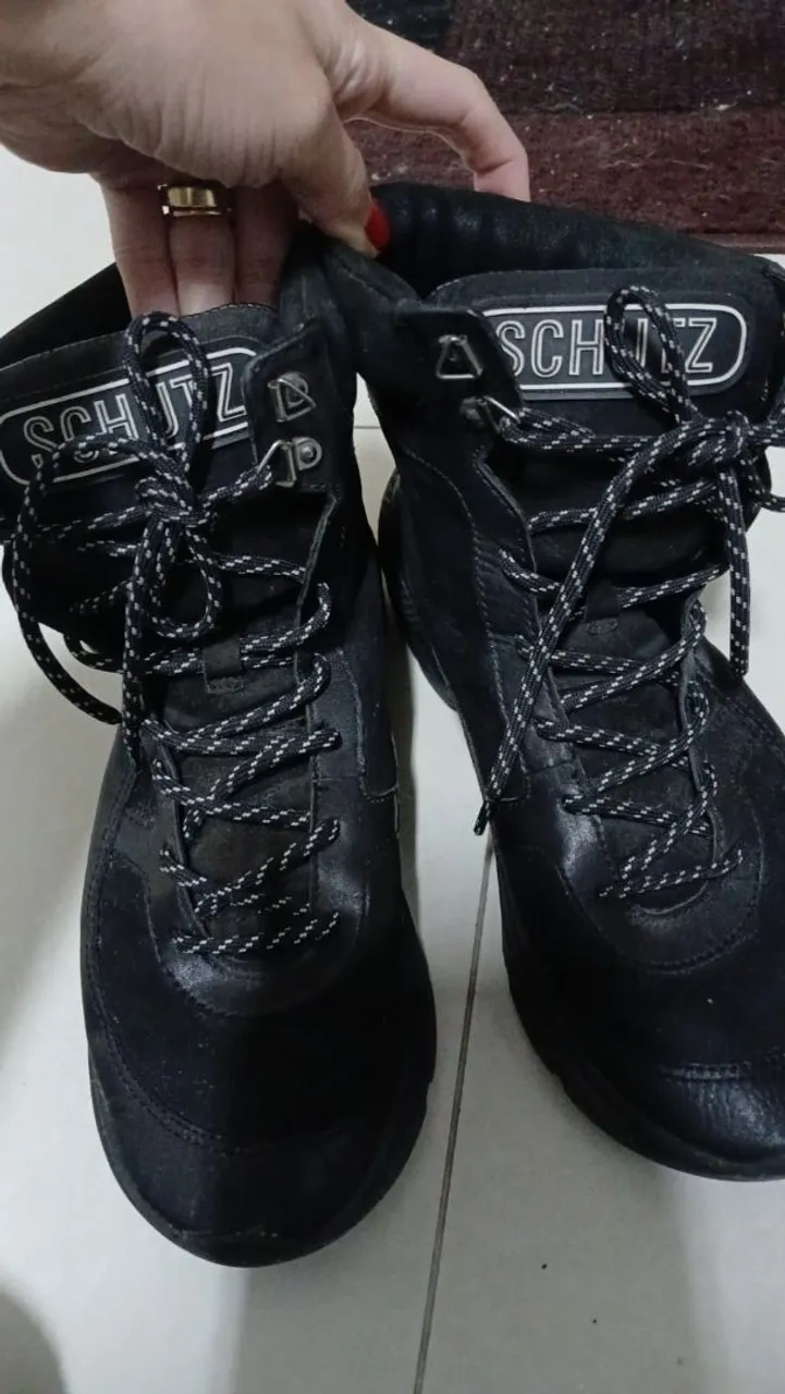 Tênis bota Schutz preto