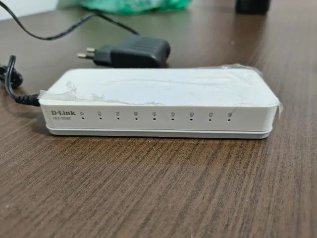 Switch D-link 08 portas