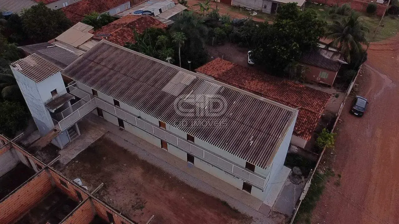 Prédio com 10 kitnets a venda, no bairro Nova Esperança