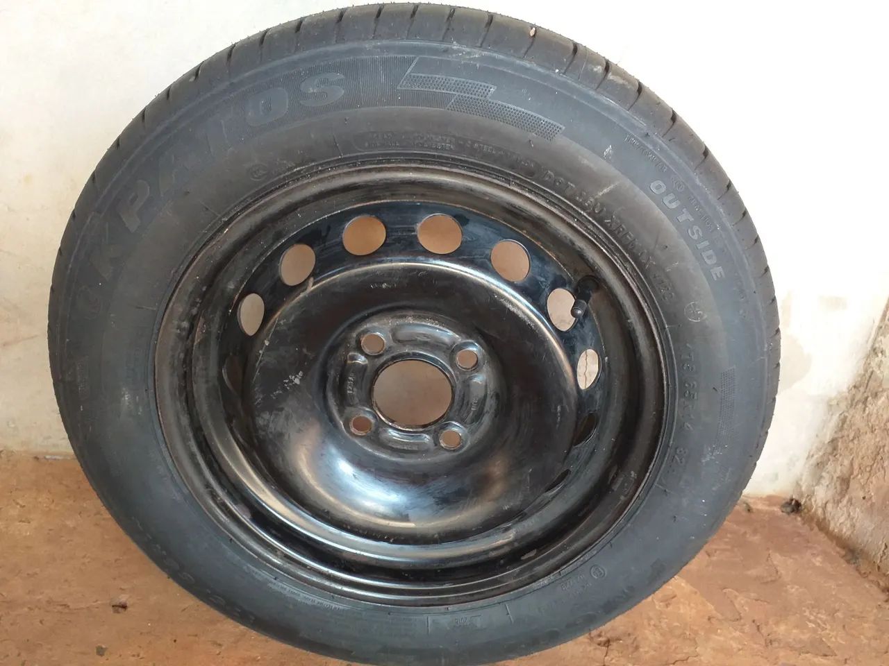 Estepe Ford Ka 2015 aro 14 pneu 175/65 - Foto 2