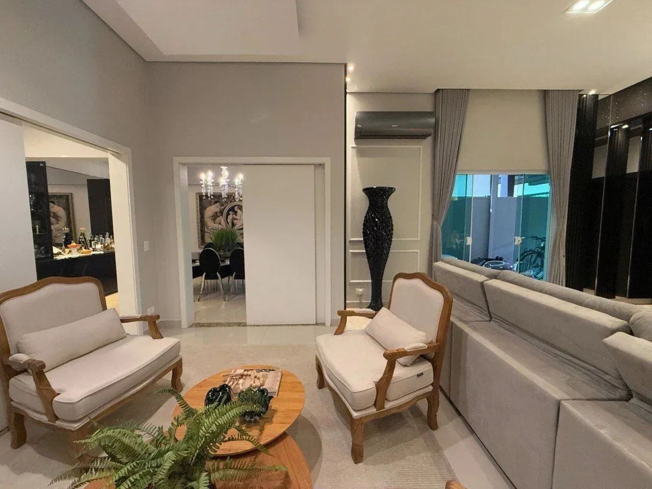 ROYAL MAISON - R$ 1.380.000 - Casa à venda, 3 dormitórios (1 suíte) , 154m², 2 vagas, Espe - Foto 2